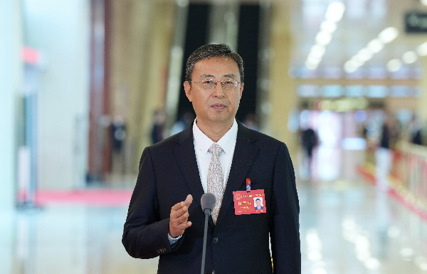 省人大代表、廣東連越律師事務(wù)所主任劉濤：不斷汲取基層智慧 讓每項(xiàng)法規(guī)滿載民意