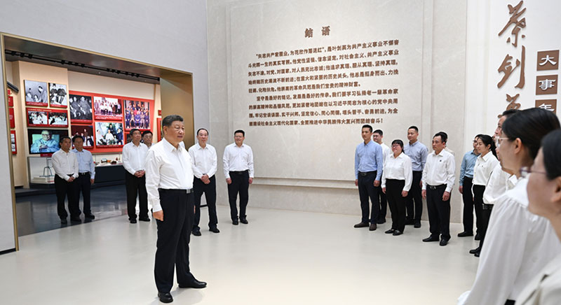 習(xí)近平在廣東考察